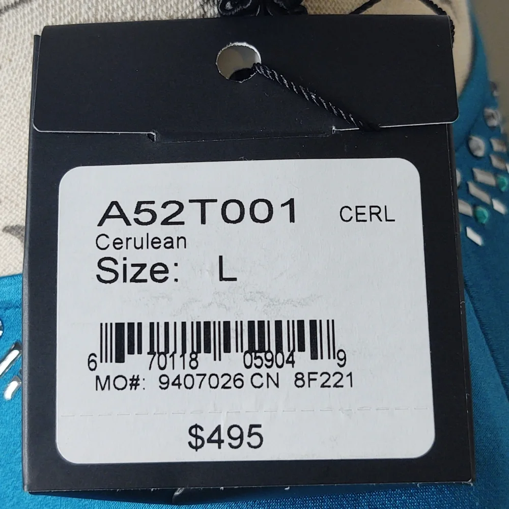 St. John Embellished Cape, Size L - Picture 7 of 11